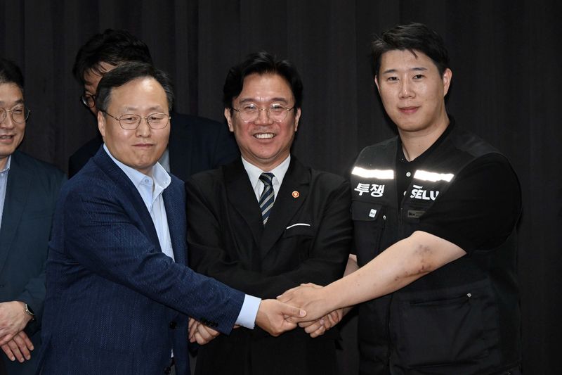 삼성전자 노사 성과급 협상 타결 일지를 정리한 보도 화면